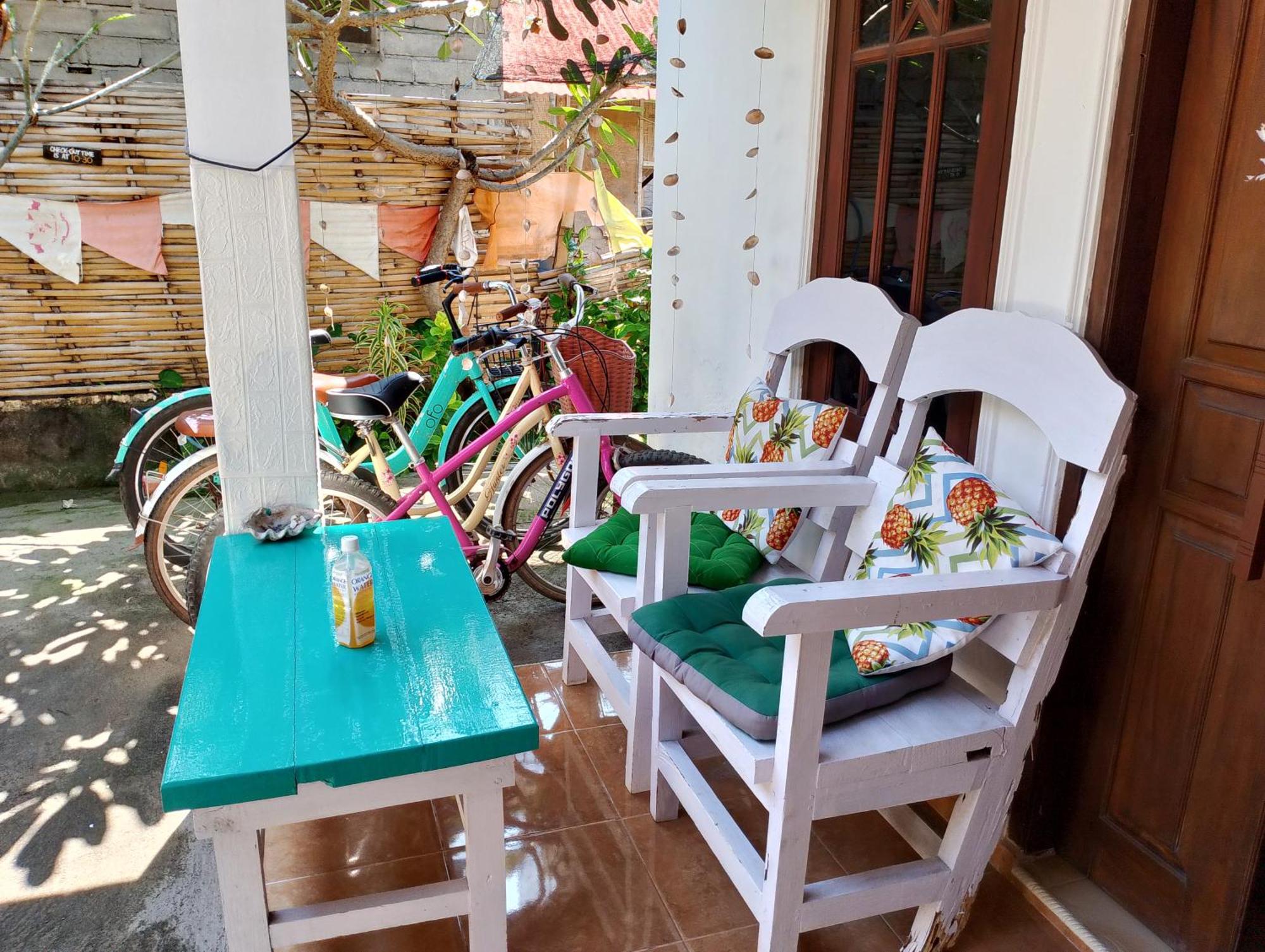 Fullesguesthouse Gili Trawangan Exterior photo